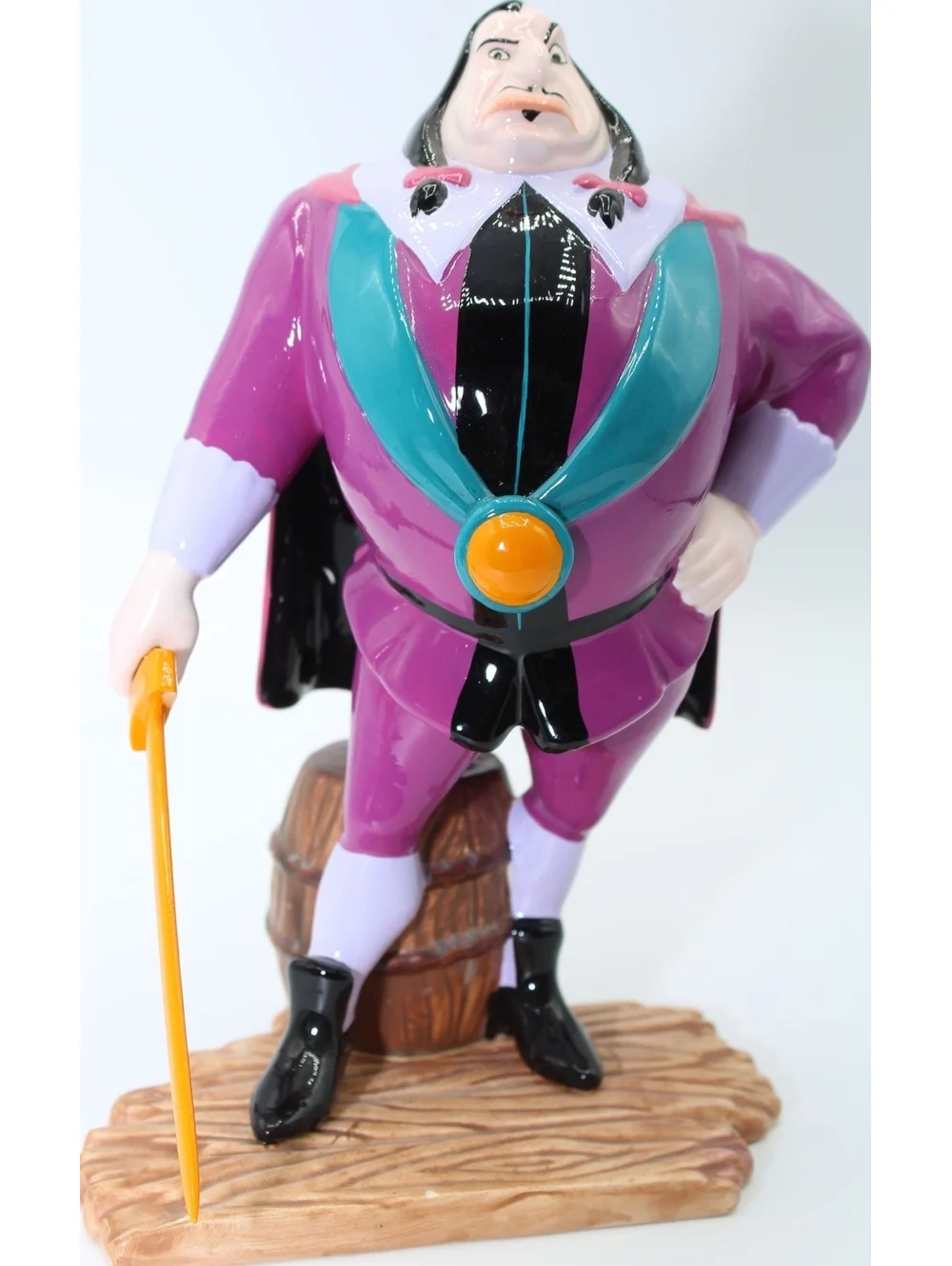 NWT VTG Disney Pocahontas Villain Governor John Ratcliffe Porcelain Figurine 8